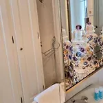 Christina : A Deux Pas De La Tour Eiffel Appartamento