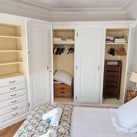 Apartament Christina : A Deux Pas De La Tour Eiffel Paryż