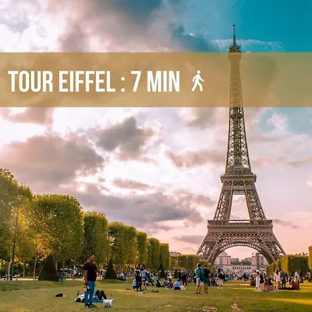 Christina : A Deux Pas De La Tour Eiffel